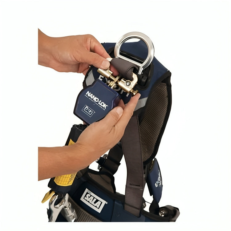 3M™ DBI-SALA® Nano-Lok™ Extended Length Self-Retracting Lifeline, 3101598, web, Quick Connect, Web 10 ft (3 m), 1