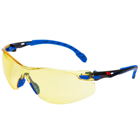 3M™ Solus Protective Eyewear with Amber Scotchgard™ Anti-Fog Lens, S1103S - 20 Per Case&nbsp;