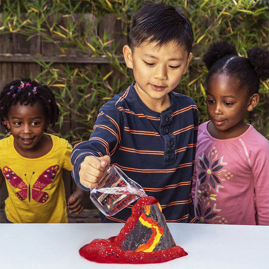 NATIONAL GEOGRAPHIC VOLCANO SCIENCE KIT